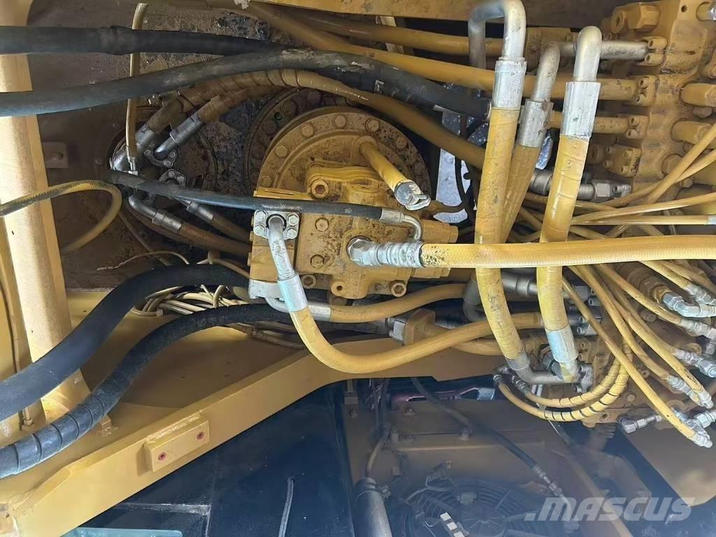CAT 329 D L Gravemaskiner på larvebånd
