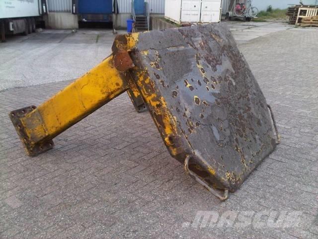 CAT 990 II Chassis og suspension