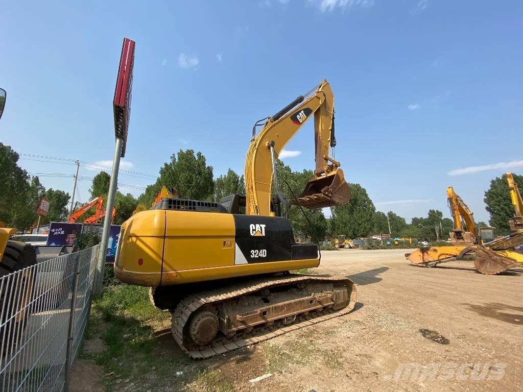 CAT 324D Gravemaskiner på larvebånd