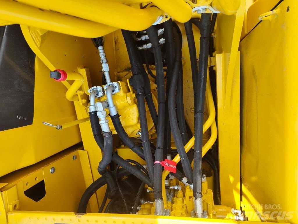 Komatsu PC 200 Gravemaskiner på larvebånd