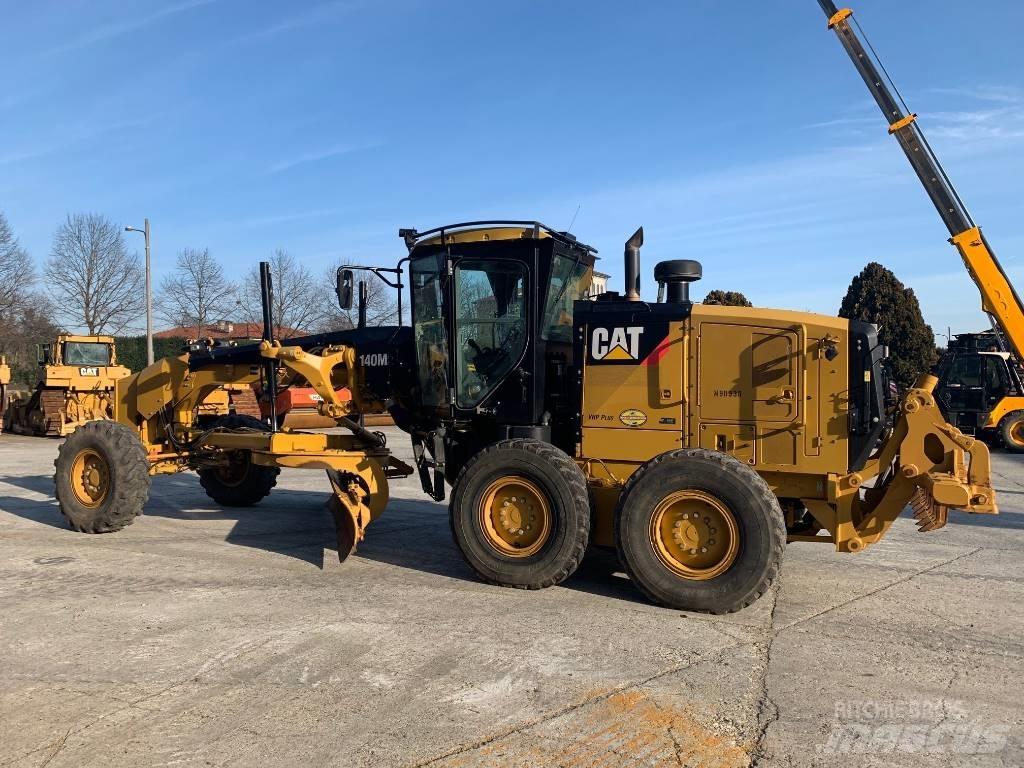 CAT 140 M 2 Vejhøvle / Gradere