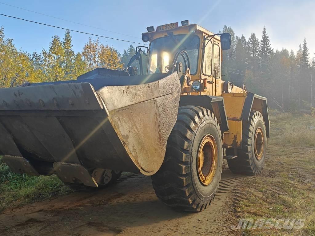 Volvo BM 4500 Læssemaskiner på hjul