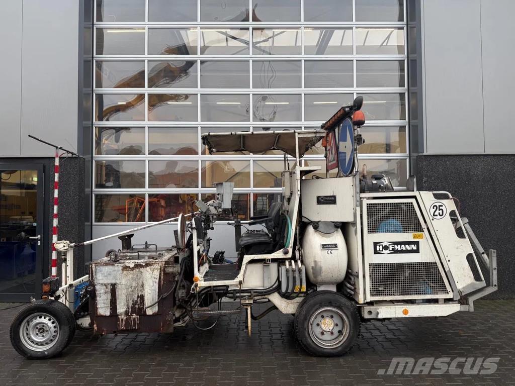 Hoffmann H33-2 Andre vejbygningsmaskiner