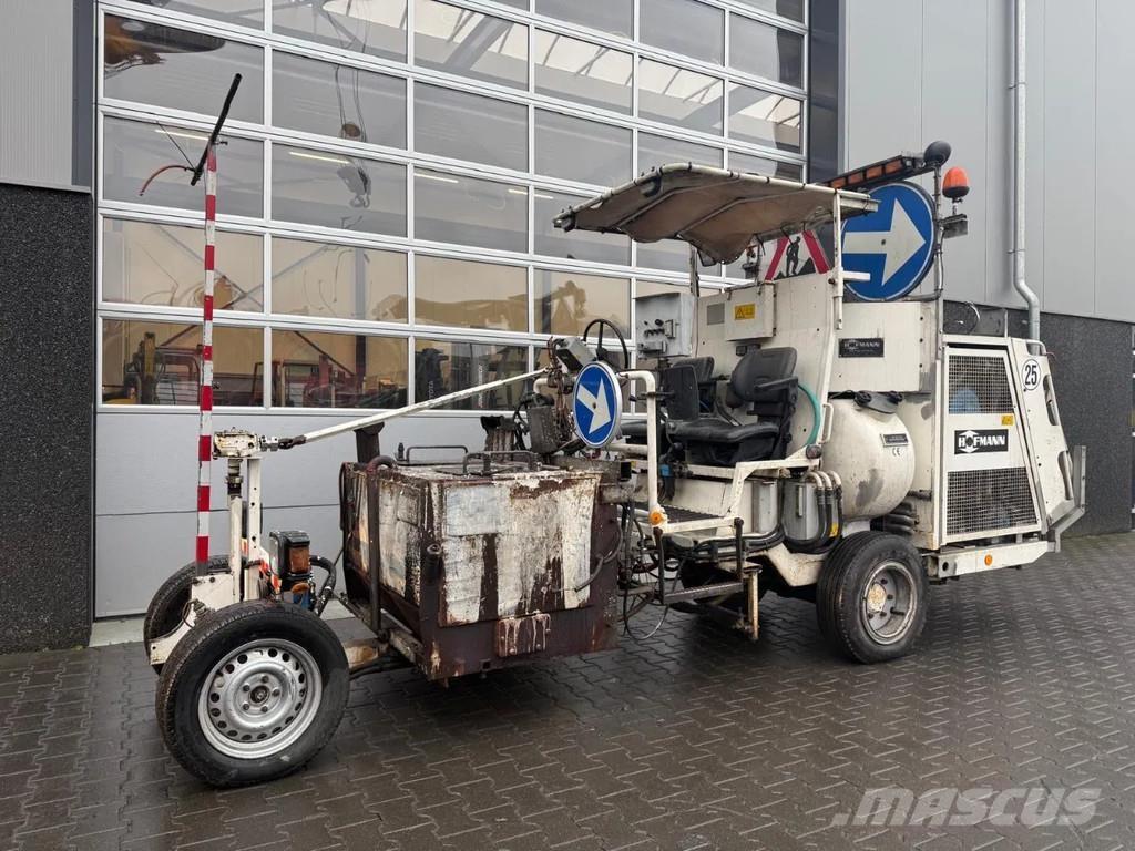 Hoffmann H33-2 Andre vejbygningsmaskiner