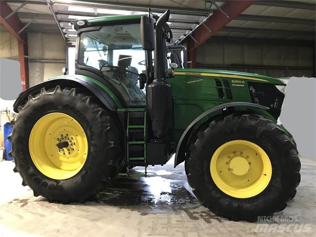 John Deere 6250R Traktorer