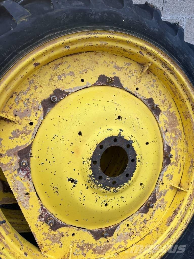 Alliance 230/95R44 Hjul, Dæk og Fælge