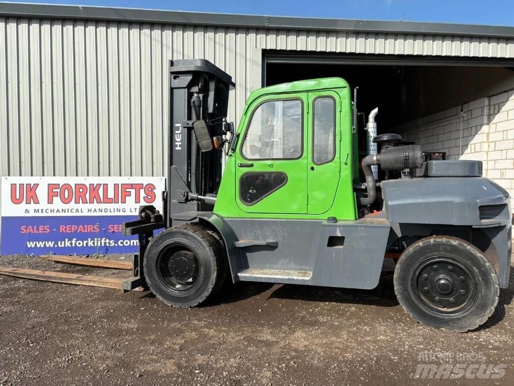 Heli HFD100 Diesel gaffeltrucks