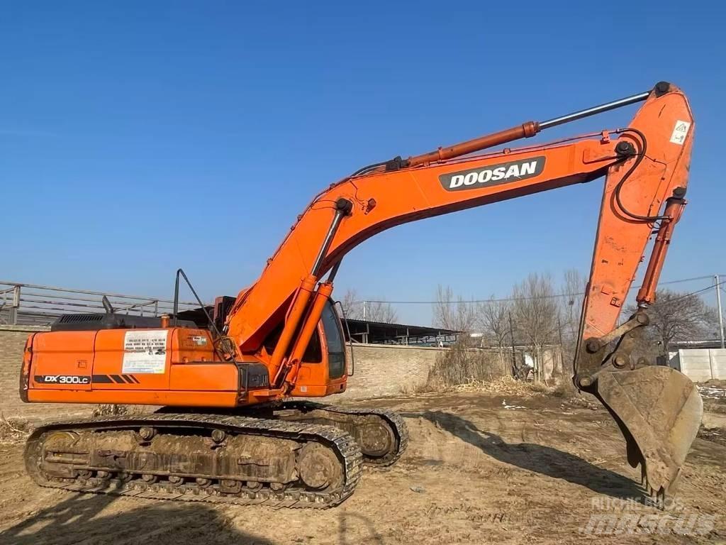 Doosan DX 300LC-9C Gravemaskiner på larvebånd