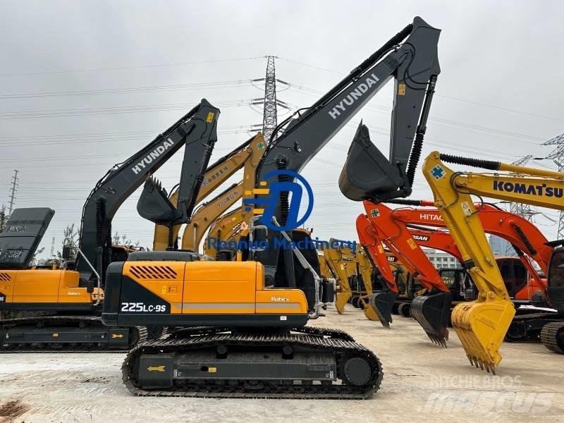 Hyundai 225LC-9S Gravemaskiner på larvebånd