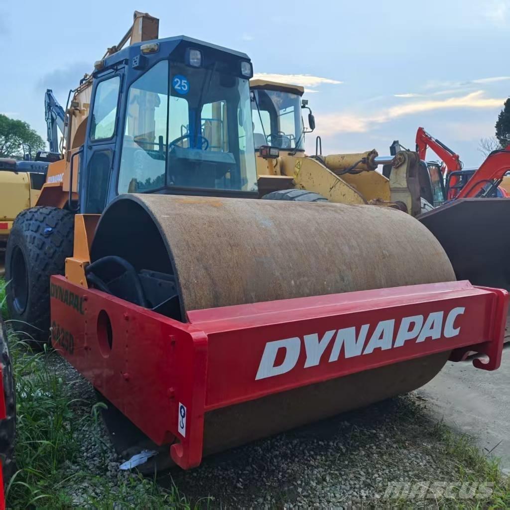 Dynapac CA 25 D Enkelt tromle