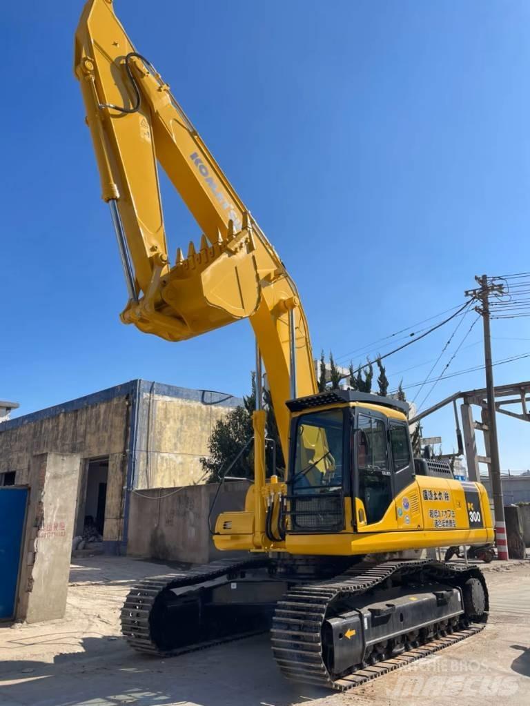 Komatsu PC300-7 Gravemaskiner på larvebånd