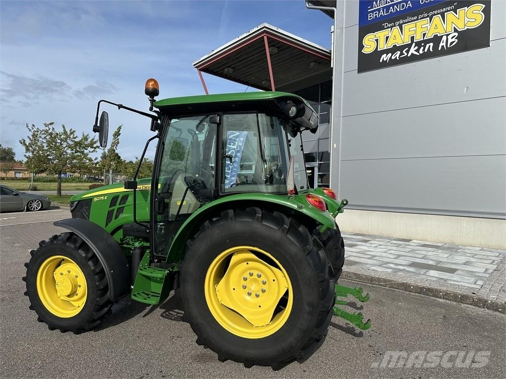 John Deere 5075 E Traktorer