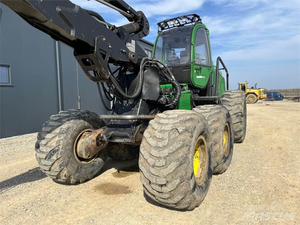 John Deere 1470E Skovningsmaskiner