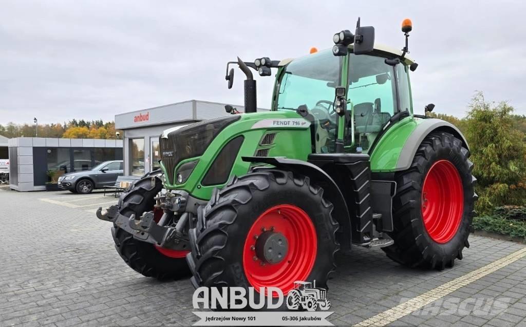 Fendt 716 Vario S4 Traktorer