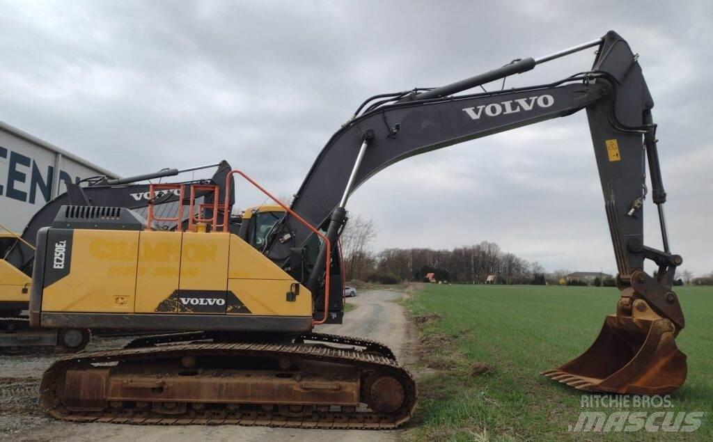 Volvo EC250EL Gravemaskiner på larvebånd