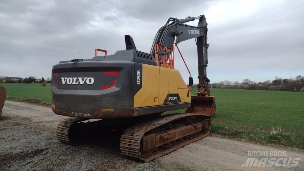 Volvo EC250EL Gravemaskiner på larvebånd