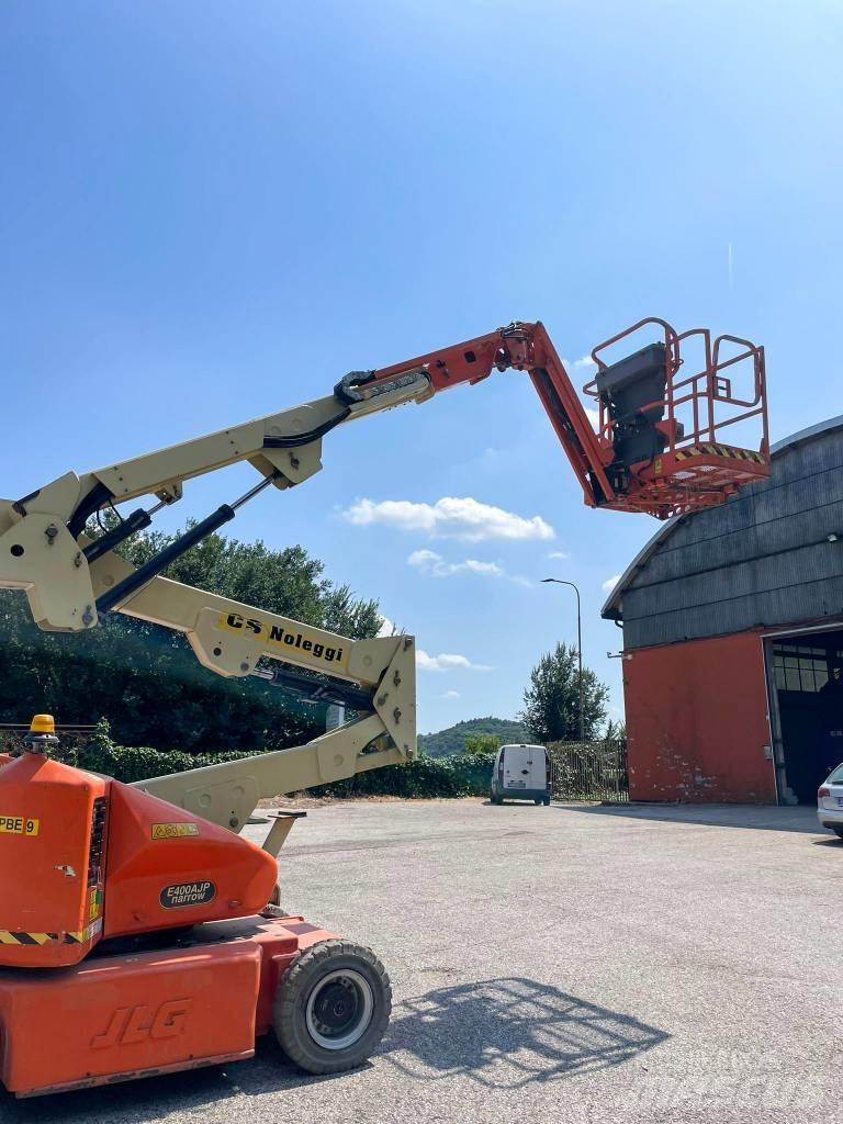 JLG E 400 AJP Bomlifte med knækarm