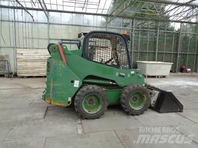 JCB 135 R Minilæsser - skridstyret
