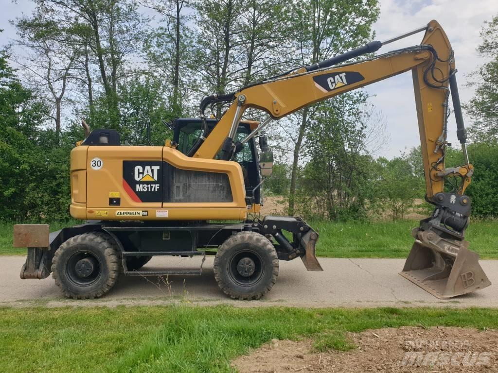 CAT M 317 F Gravemaskiner på hjul