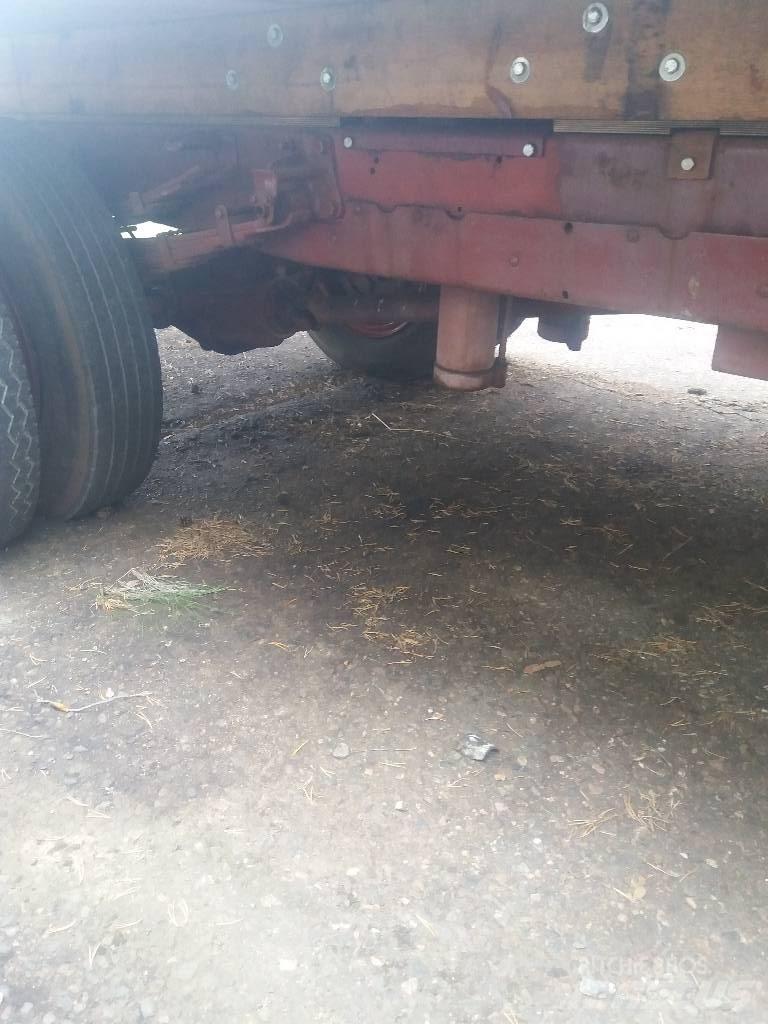 Mercedes-Benz 1113 Lastbiler med tip