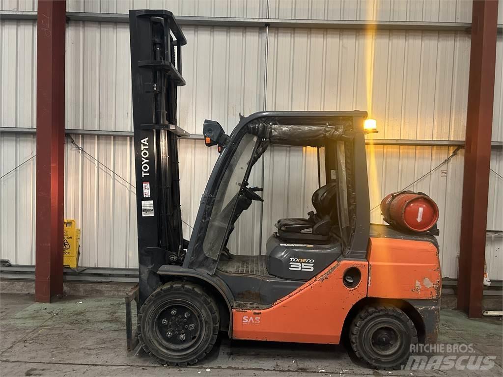 Toyota 02-8FGJF35 LPG gaffeltrucks