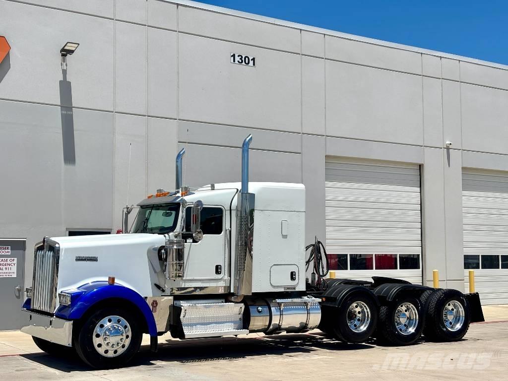 Kenworth W 900 Trækkere
