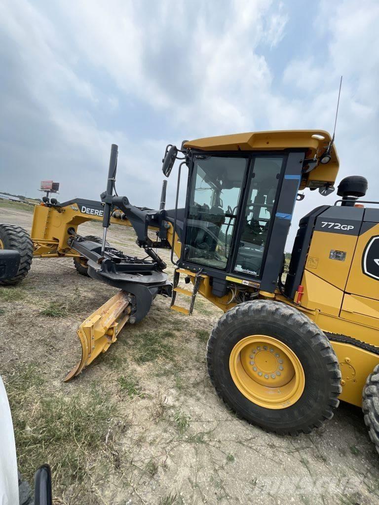 John Deere 772 GP Vejhøvle / Gradere