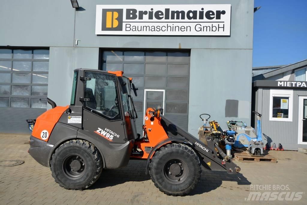 Hitachi ZW 95-6 C Læssemaskiner på hjul