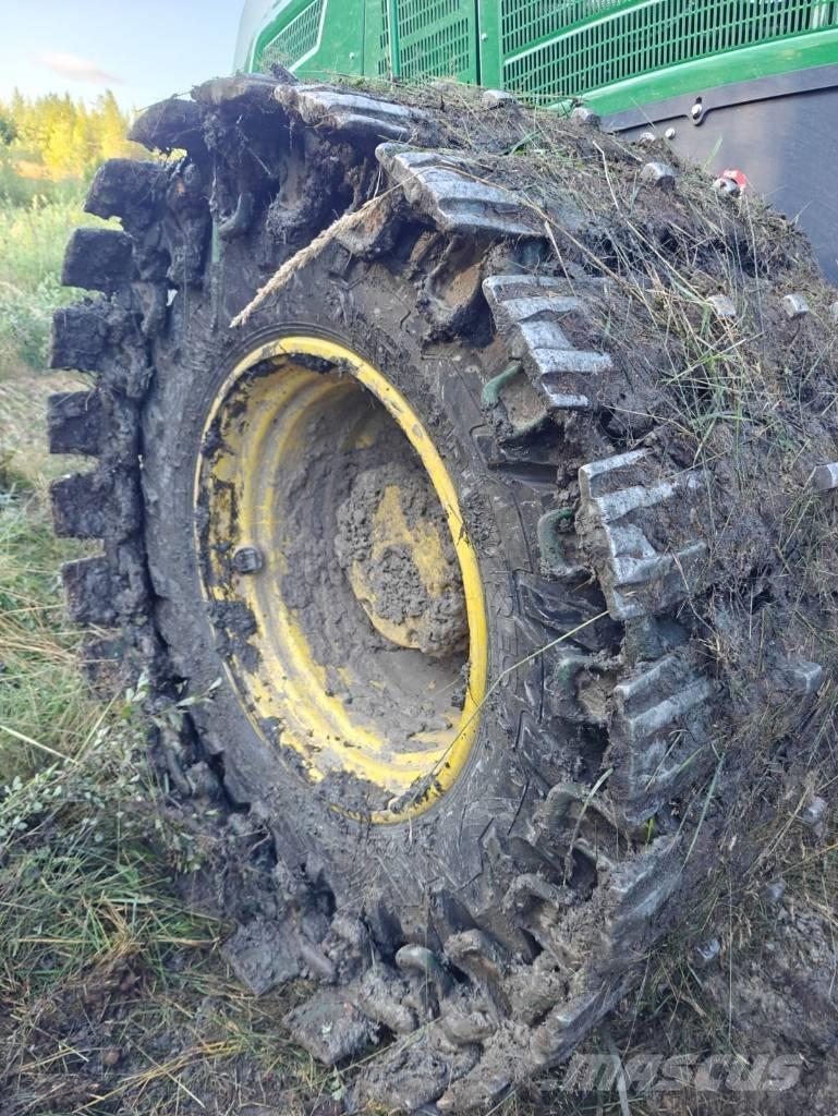 John Deere 1270 G Skovningsmaskiner