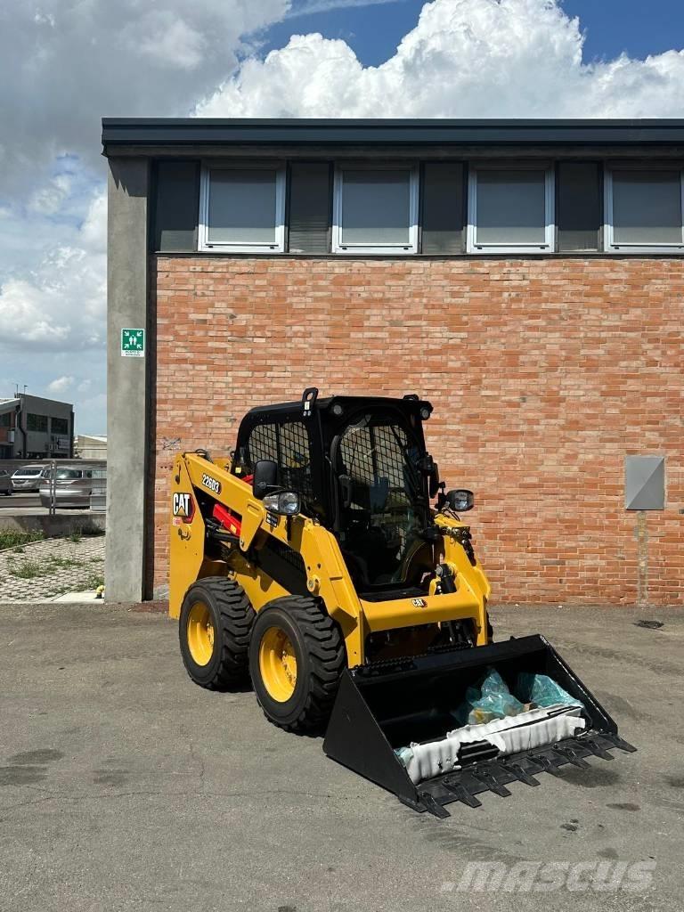 CAT 226D3 Minilæsser - skridstyret