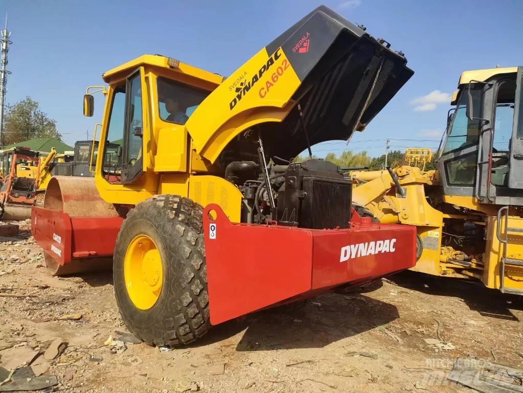Dynapack CA602D Enkelt tromle