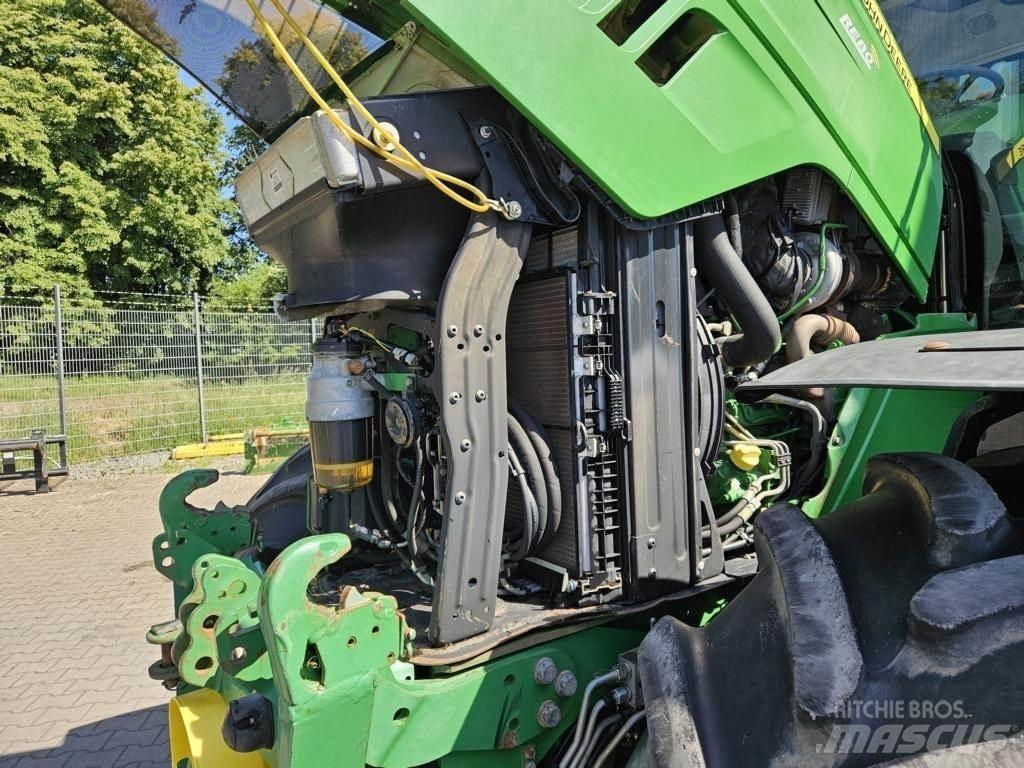 John Deere 6210R Traktorer