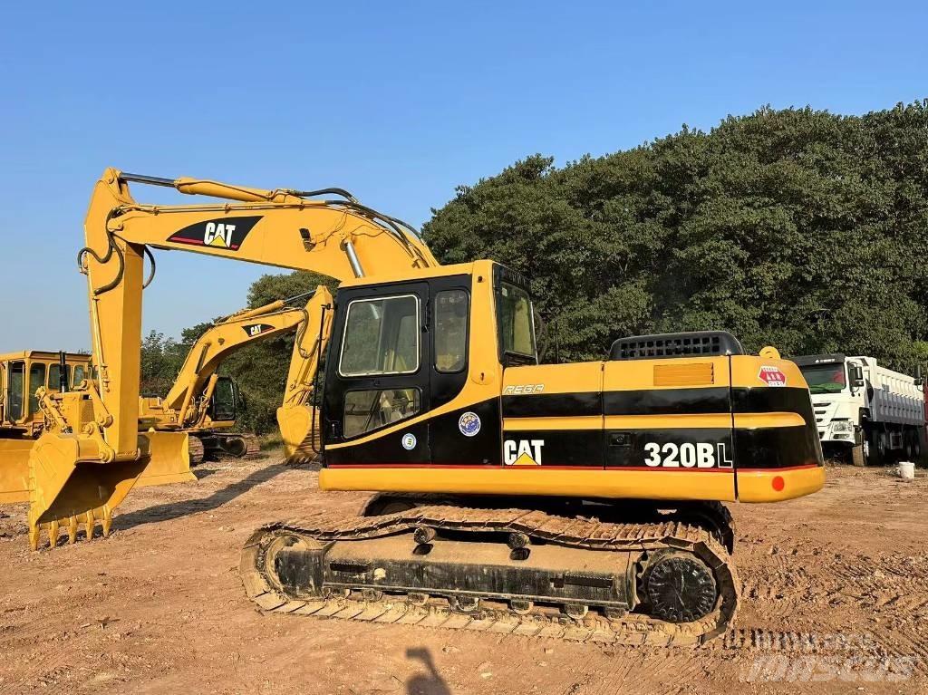 CAT 320 B Gravemaskiner på larvebånd