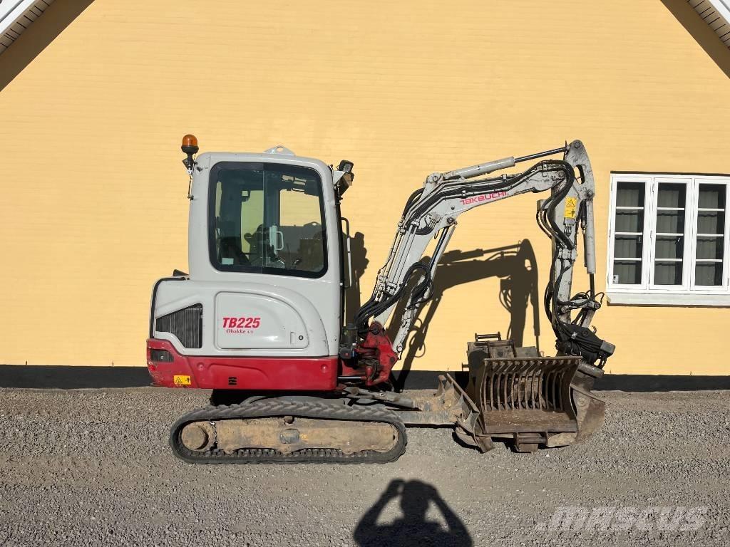 Takeuchi TB 225 Minigravemaskiner