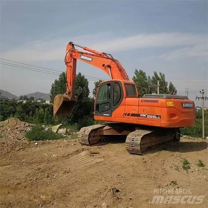 Doosan DX 225 LC-9C Gravemaskiner på larvebånd