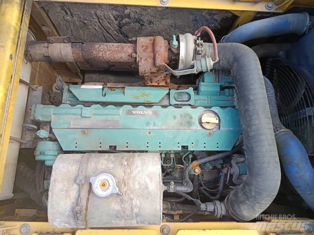 Volvo EC210B Gravemaskiner på larvebånd