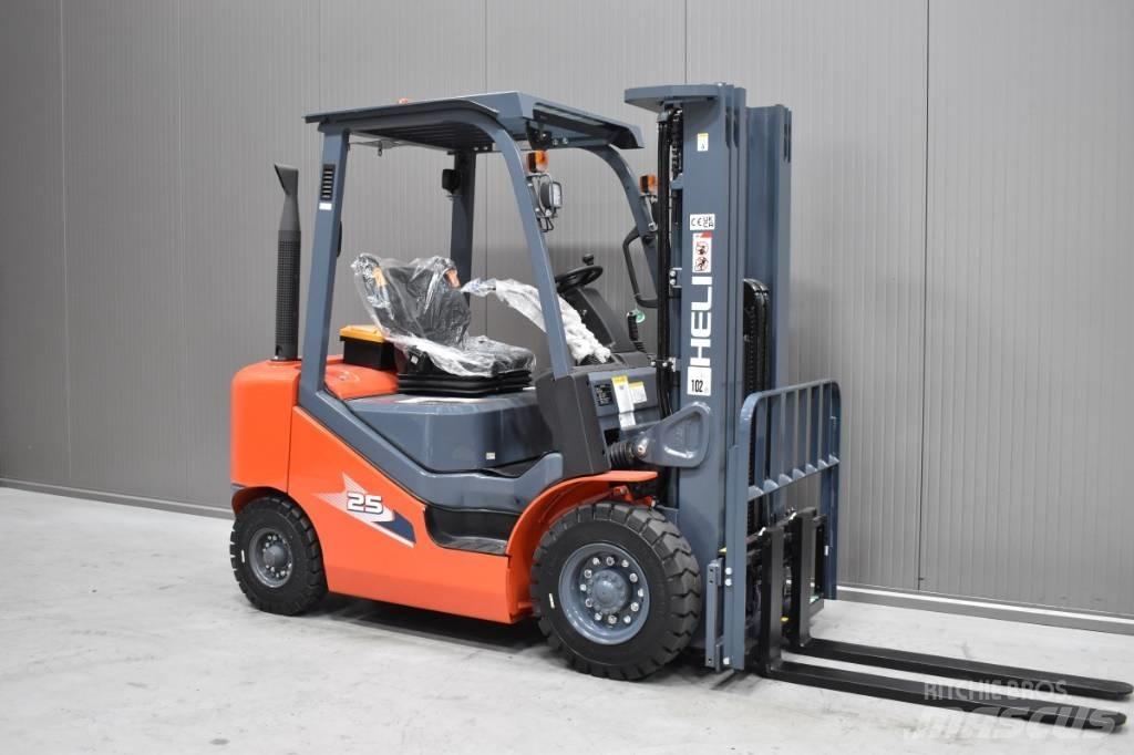 Heli CPCD 25-KU20H Diesel gaffeltrucks