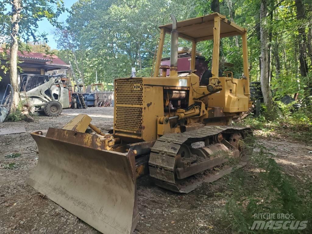 Komatsu D 31 A-17 Bulldozer på larvebånd