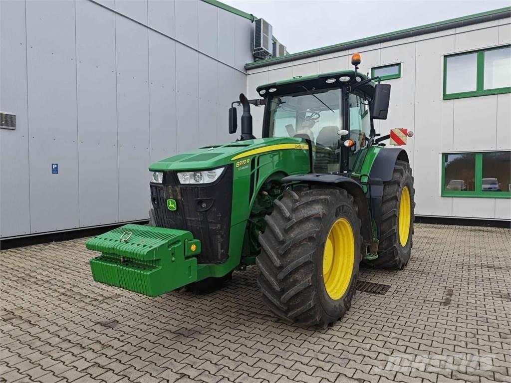John Deere 8370R Traktorer