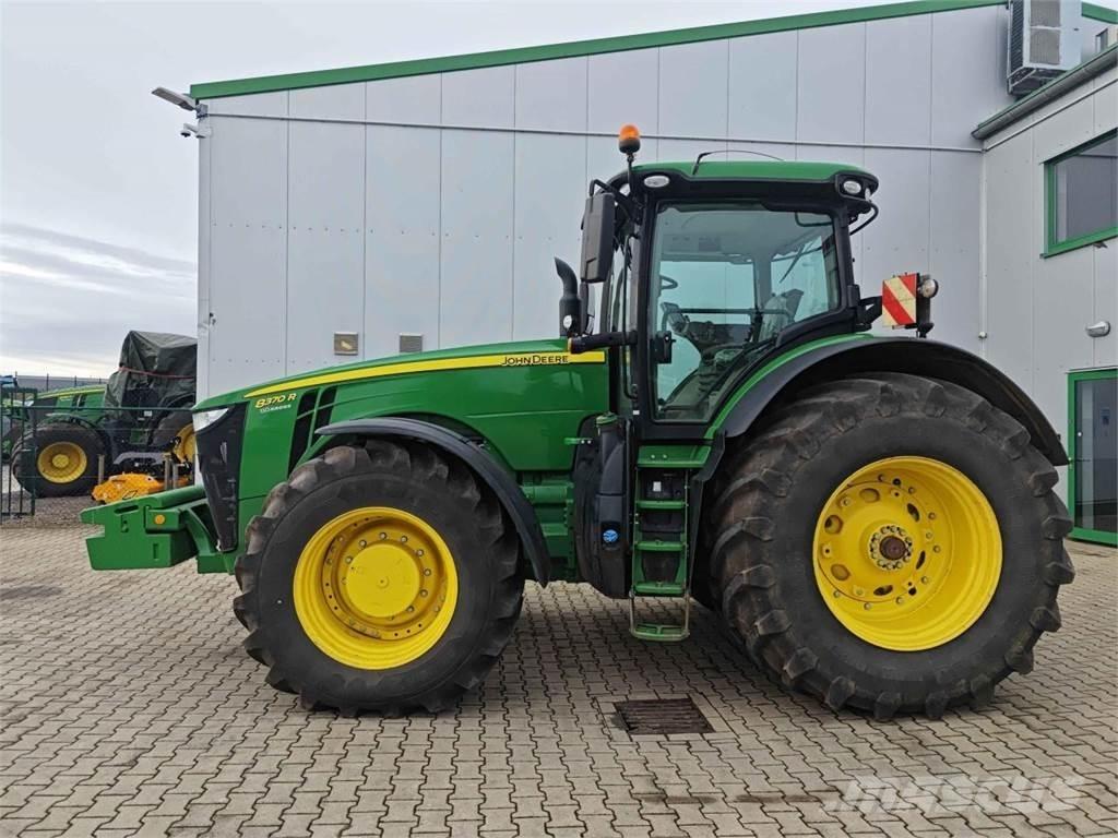 John Deere 8370R Traktorer