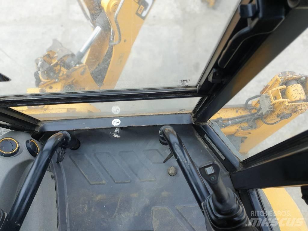 JCB 3 CX compact Rendegravere