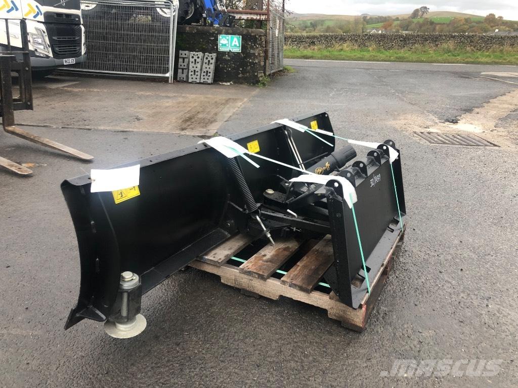 JCB Snow Plough Sneplove