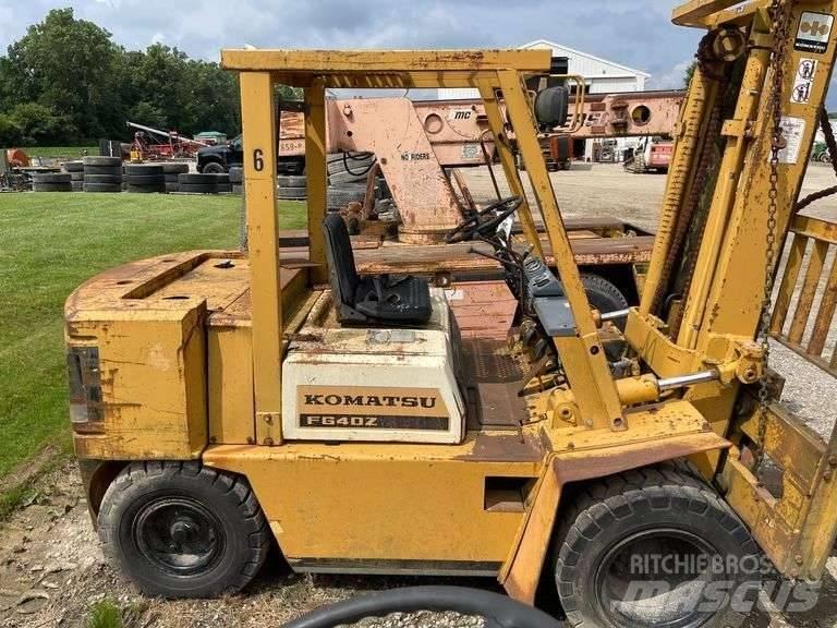 Komatsu FG 40ZT-4 Gaffeltrucks - andre