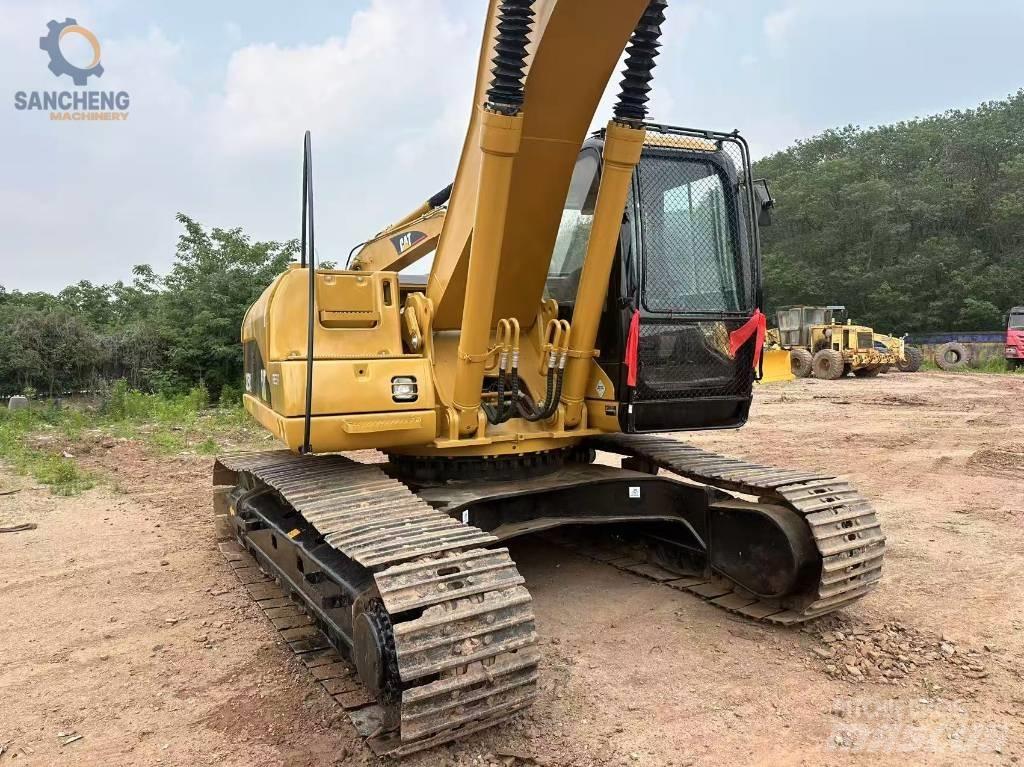 CAT 325 CL Gravemaskiner på larvebånd