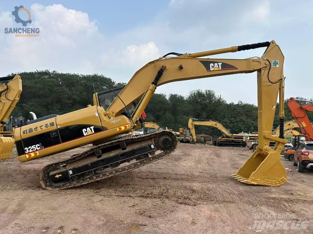 CAT 325 CL Gravemaskiner på larvebånd