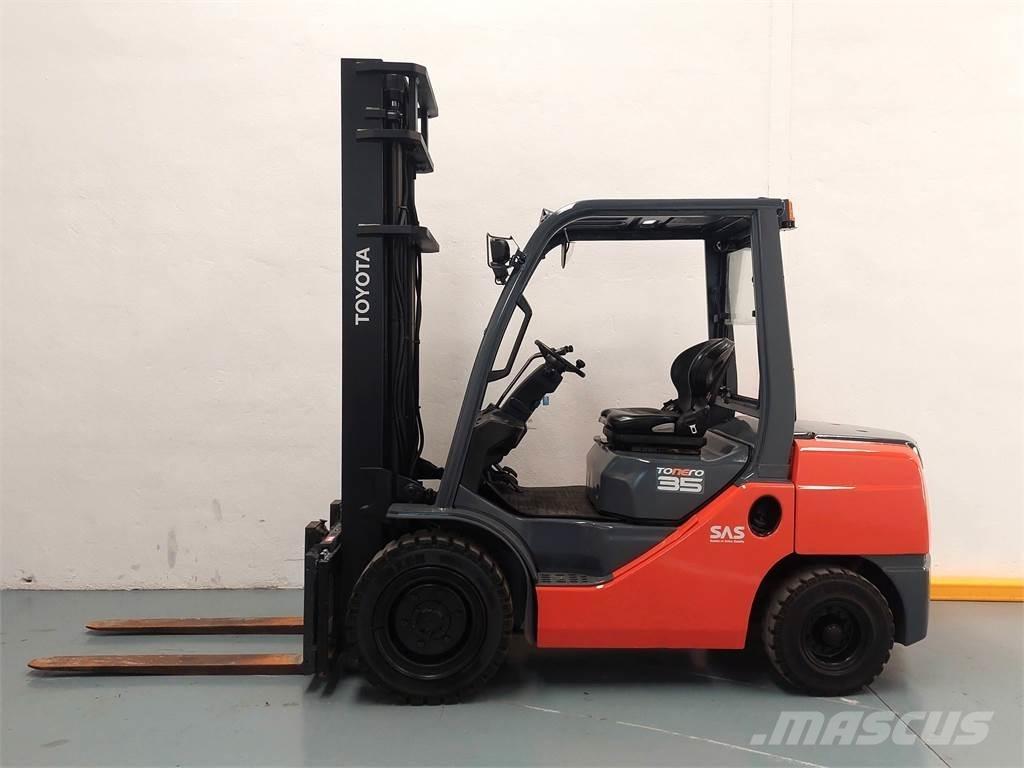 Toyota 52 8FDJF35 Diesel gaffeltrucks