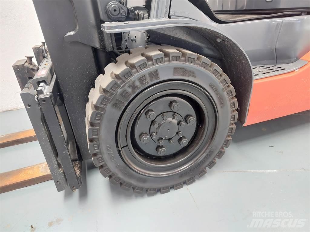 Toyota 52 8FDJF35 Diesel gaffeltrucks