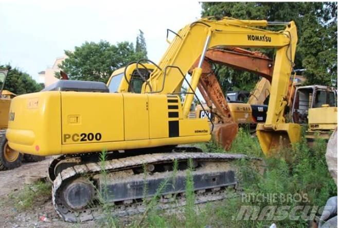 Komatsu PC 200-6 Gravemaskiner på larvebånd