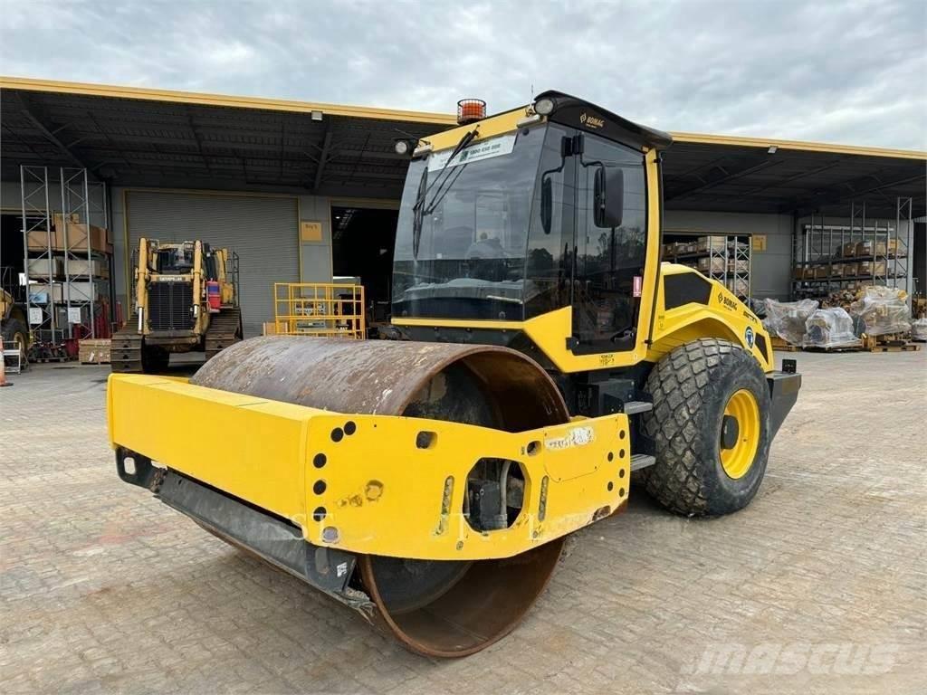 BMW 213D Enkelt tromle