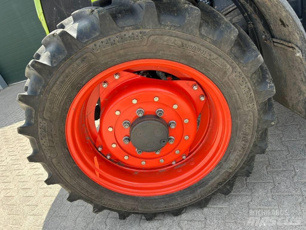 CLAAS Arion 410 Traktorer